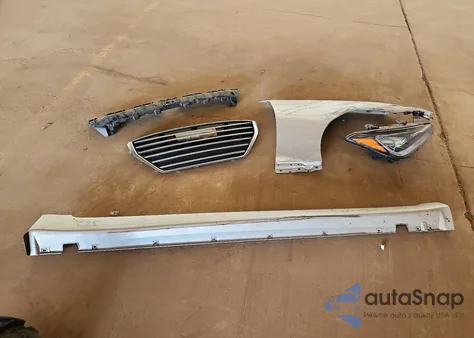 2016 Hyundai Genesis 3.8L from USA, damaged, VIN KMHGN4JE5GU142568